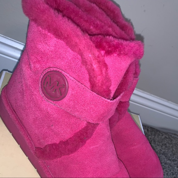 Michael Kors Pink Winter Bootie - Picture 5 of 6